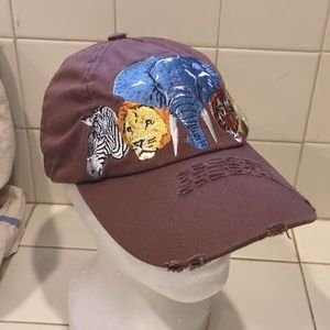 Kia tees baseball style hat in great condition